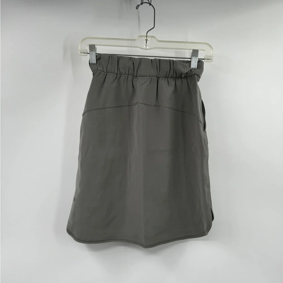 Lululemon Skirt Womens On The Fly Pull On Pockets Elastic Waist Sz 2 Gray - Picture 3 of 10